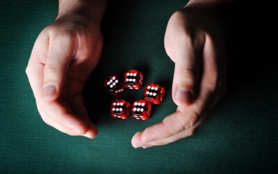 Så kombinerar du Yatzy med andra populära spel online – inklusive casinospel